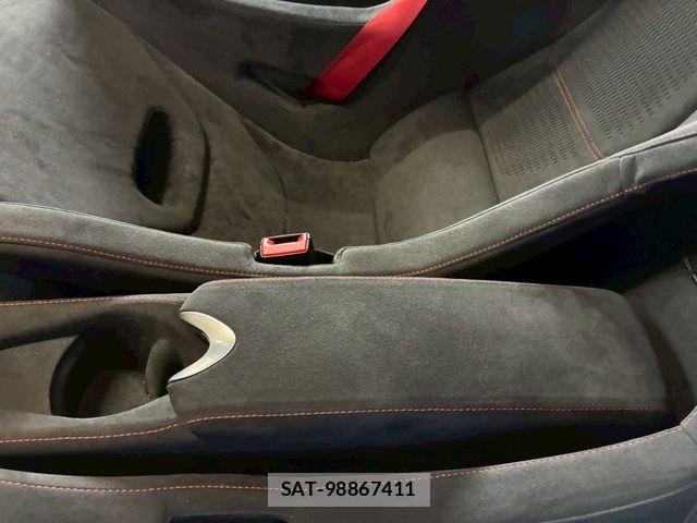 McLaren MCLAREN 2025-01 8131122-25