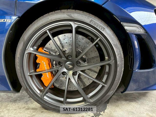 McLaren MCLAREN 2025-03 8230736-7