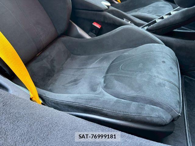 McLaren MCLAREN 2024-01 4371694-19