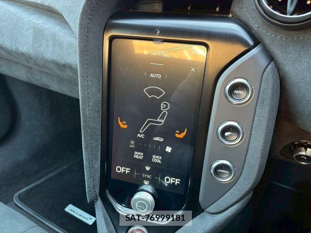 McLaren MCLAREN 2024-01 4371694-26