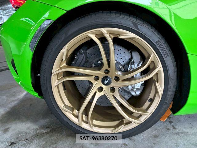 McLaren MCLAREN 2024-08 8100302-9