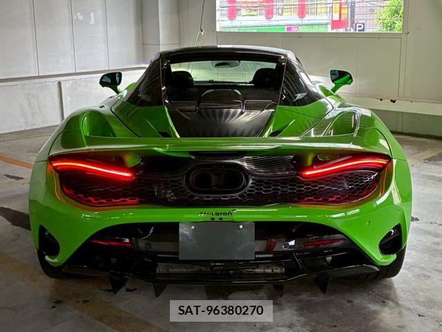 McLaren MCLAREN 2024-08 8100302-11