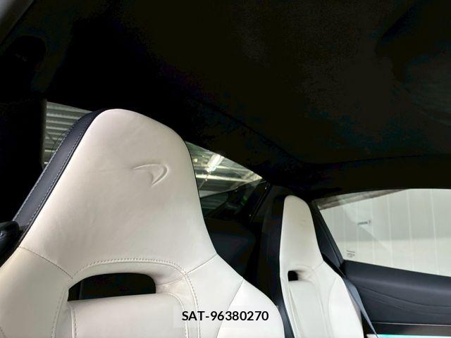 McLaren MCLAREN 2024-08 8100302-22