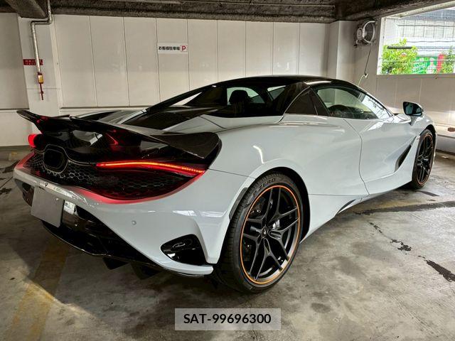 McLaren MCLAREN 2024-07 8245828-11