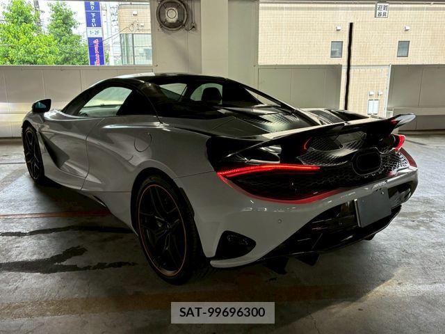 McLaren MCLAREN 2024-07 8245828-13