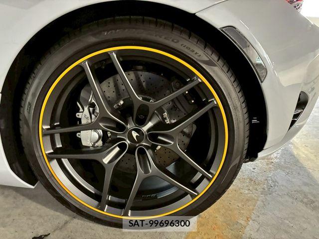 McLaren MCLAREN 2024-07 8245828-15