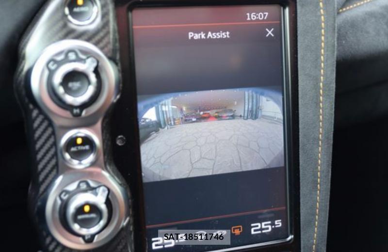 McLaren MCLAREN 2022-07 6669103-38
