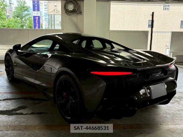 McLaren MCLAREN 2023-06 8208577-11