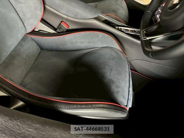 McLaren MCLAREN 2023-06 8208577-18