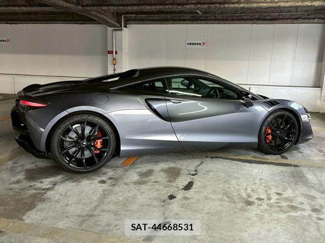McLaren MCLAREN 2023-06 8208577-6