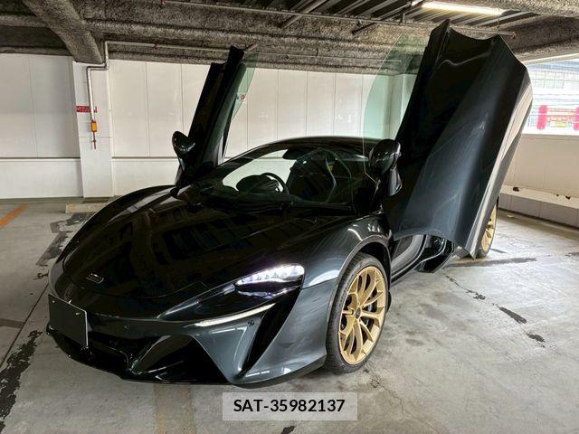 McLaren MCLAREN 2025-04 8245830-0