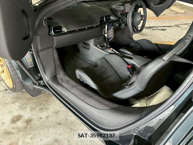 McLaren MCLAREN 2025-04 8245830-23