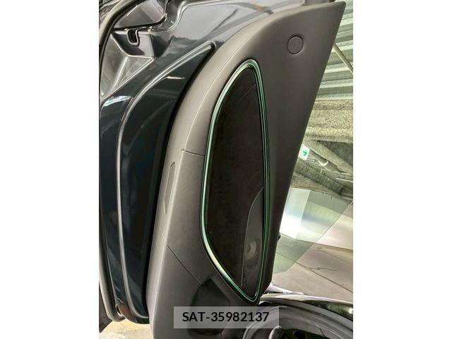 McLaren MCLAREN 2025-04 8245830-25