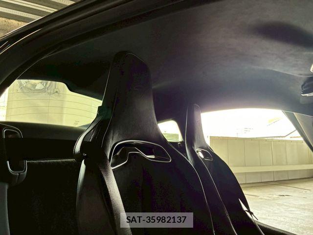 McLaren MCLAREN 2025-04 8245830-26