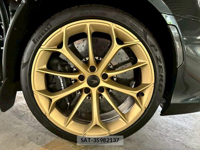 McLaren MCLAREN 2025-04 8245830-7