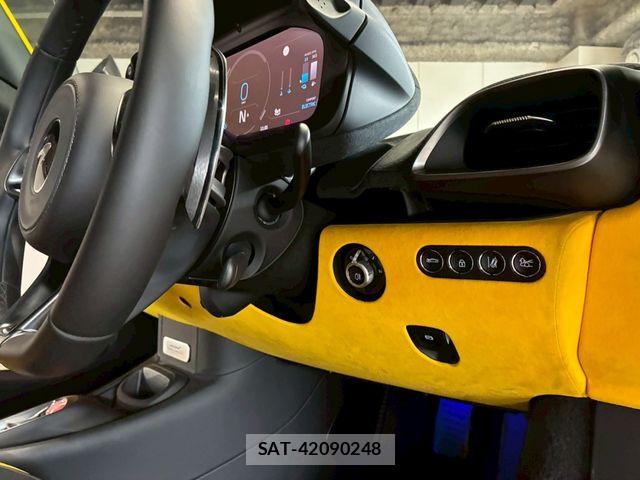 McLaren MCLAREN 2026-05 8245831-22
