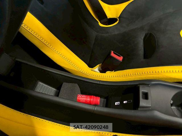 McLaren MCLAREN 2026-05 8245831-28