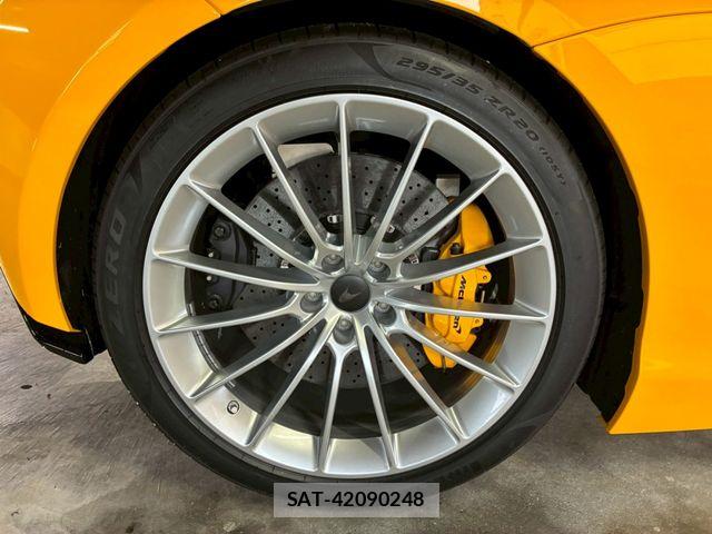 McLaren MCLAREN 2026-05 8245831-8