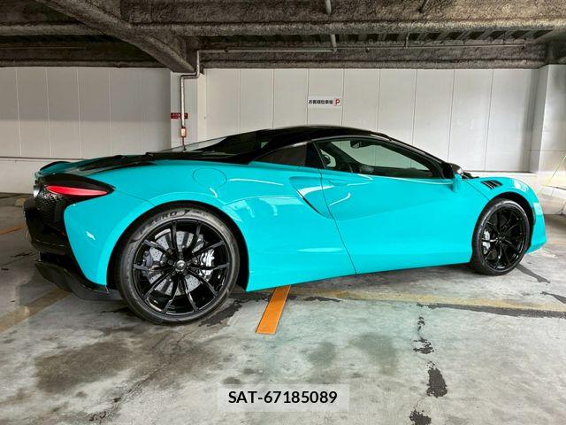 McLaren MCLAREN 2024-07 8245832-12
