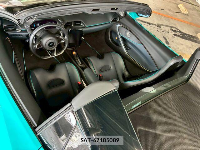 McLaren MCLAREN 2024-07 8245832-1