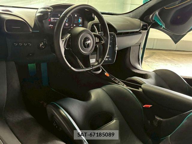McLaren MCLAREN 2024-07 8245832-6