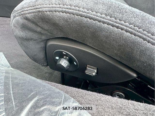 McLaren MCLAREN 2024-12 2728834-28