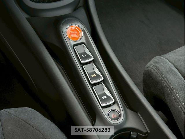 McLaren MCLAREN 2024-12 2728834-29