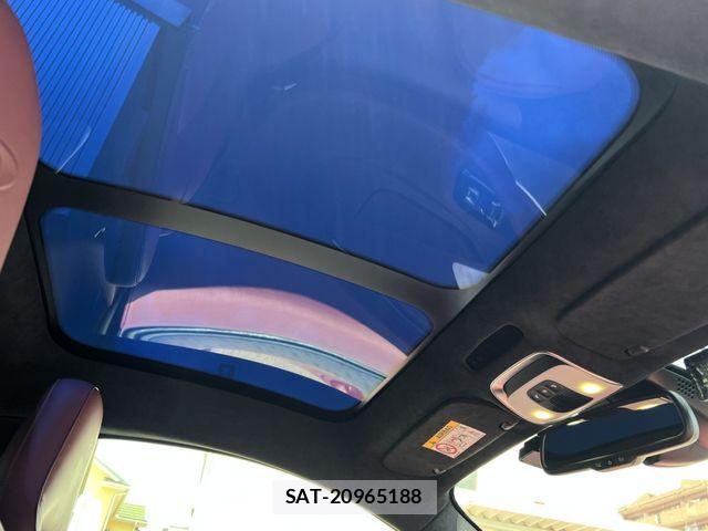 McLaren MCLAREN 2024-01 1168372-10