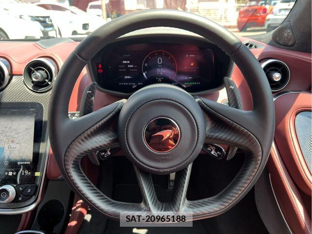 McLaren MCLAREN 2024-01 1168372-12