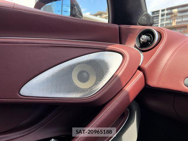 McLaren MCLAREN 2024-01 1168372-15