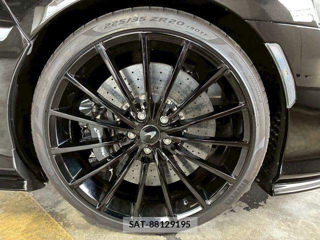 McLaren MCLAREN 2023-04 8131126-10