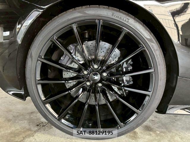 McLaren MCLAREN 2023-04 8131126-11
