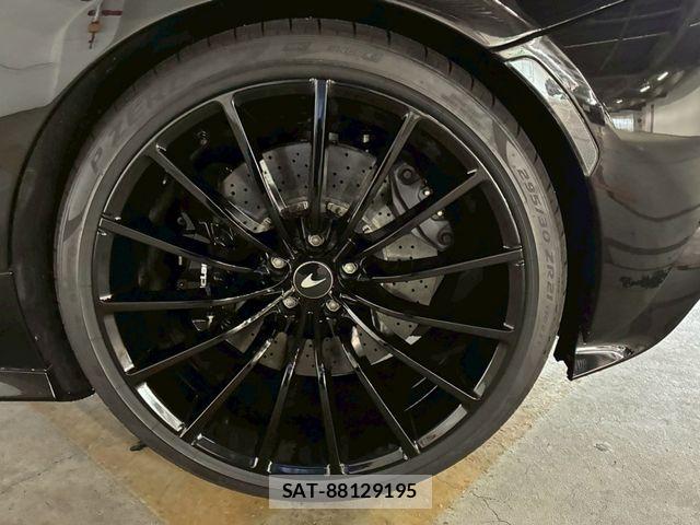 McLaren MCLAREN 2023-04 8131126-15