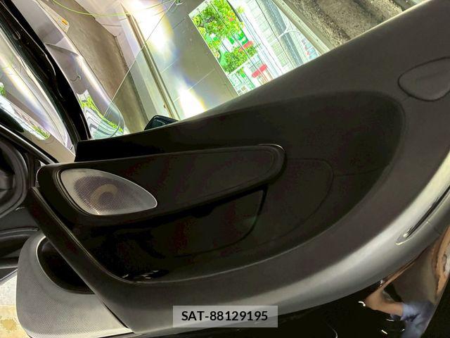McLaren MCLAREN 2023-04 8131126-17