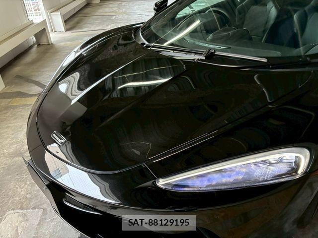 McLaren MCLAREN 2023-04 8131126-27