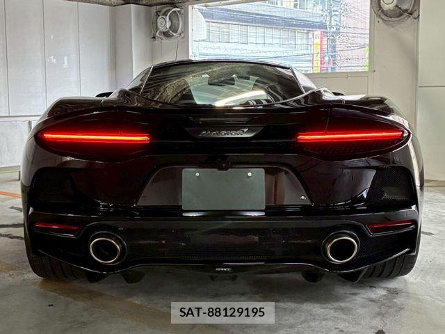 McLaren MCLAREN 2023-04 8131126-29