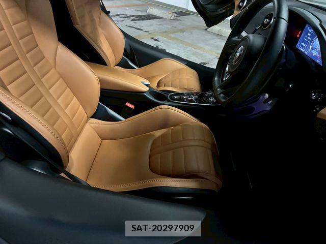 McLaren MCLAREN 2025-01 8208576-19