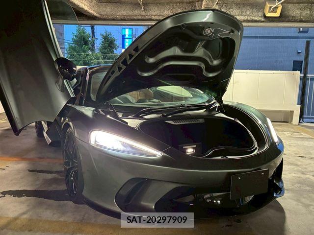 McLaren MCLAREN 2025-01 8208576-23