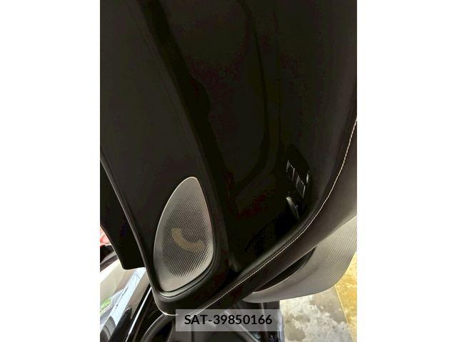 McLaren MCLAREN 2025-04 8208583-17