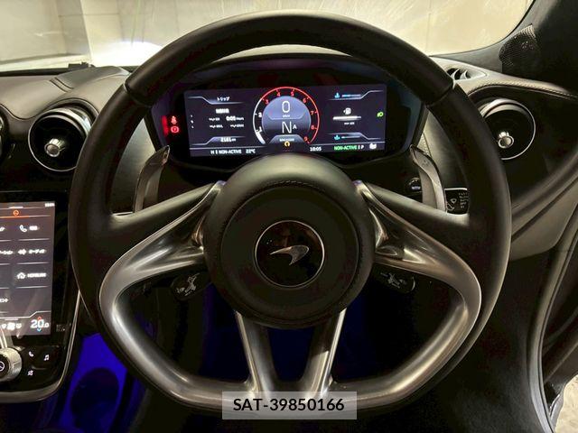 McLaren MCLAREN 2025-04 8208583-21