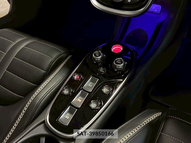 McLaren MCLAREN 2025-04 8208583-24