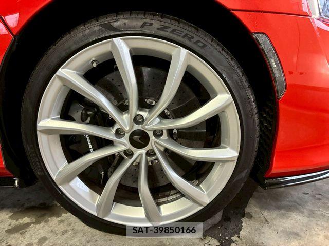 McLaren MCLAREN 2025-04 8208583-7