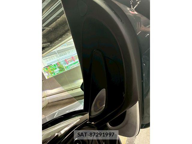 McLaren MCLAREN 2024-10 8245833-16