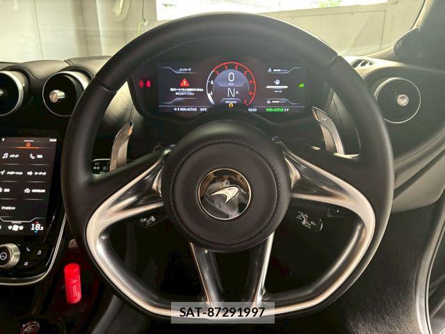 McLaren MCLAREN 2024-10 8245833-22