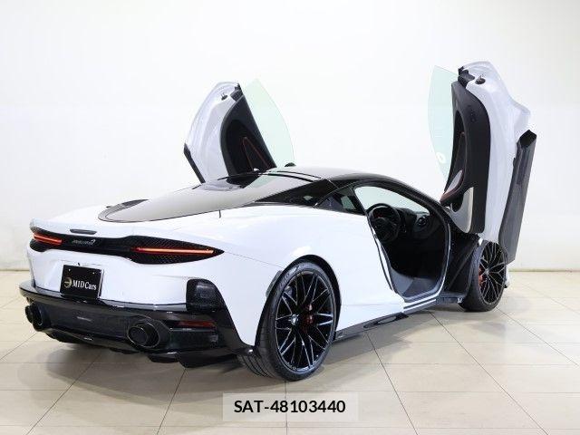 McLaren MCLAREN 2024-06 8366884-12