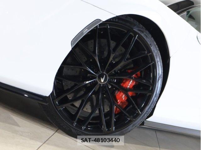 McLaren MCLAREN 2024-06 8366884-3