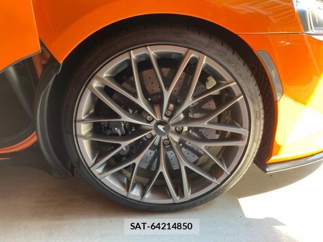 McLaren MCLAREN 2022-04 8562567-4