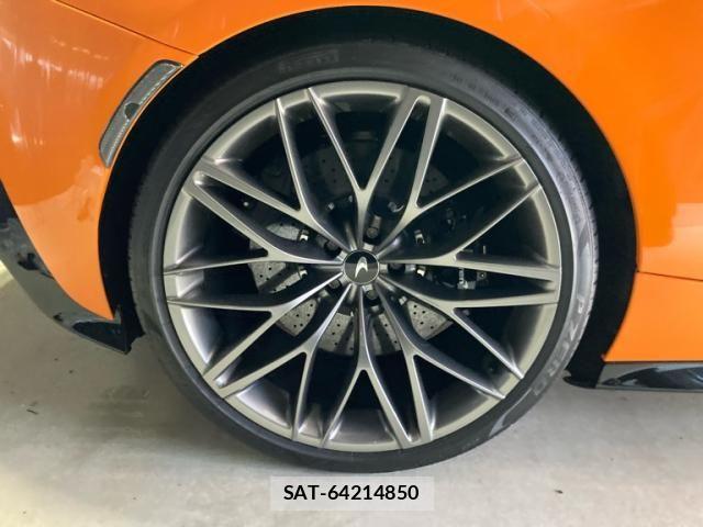 McLaren MCLAREN 2022-04 8562567-5