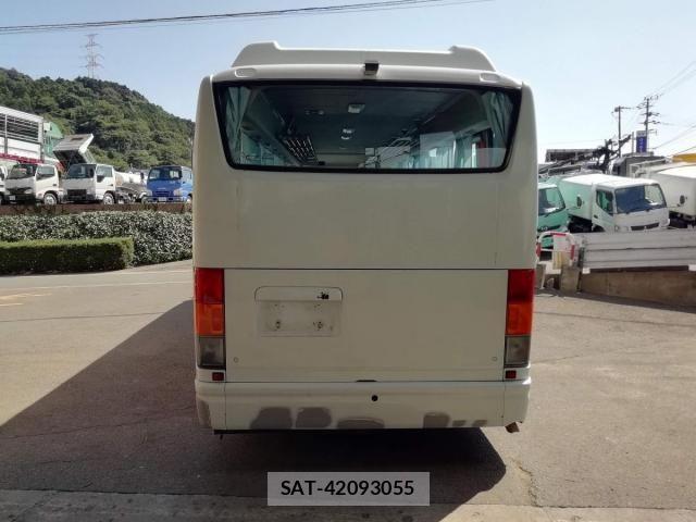 Hino MELPHA 2013-01 1346011-5