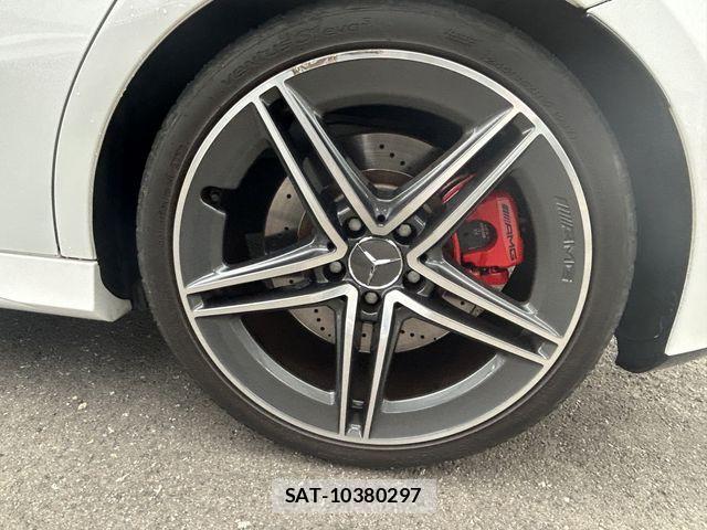 Mercedes Benz A-CLASS 2021-01 1826476-25